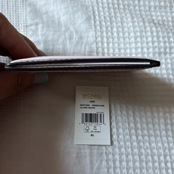 Michael Kors card holder - Picture 4 of 4